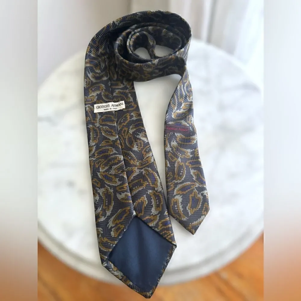 Giorgio Armani mens dark blue geometric print neck tie